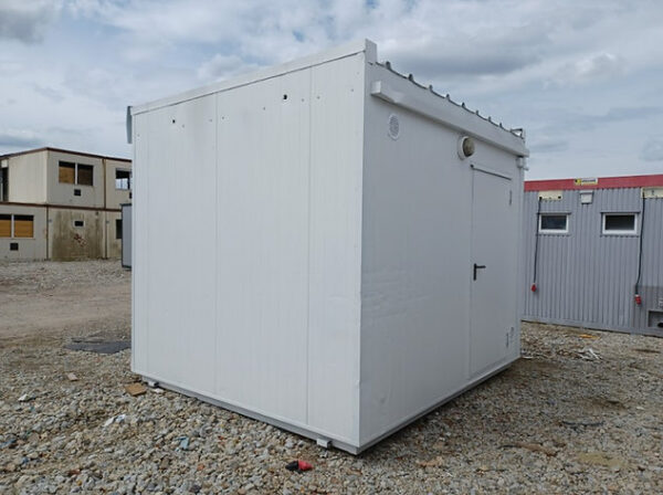 Contenedor Bar 3,5 × 3,03 m – Persiana Frontal & Puerta Trasera, Listo para Servir - Imagen 4