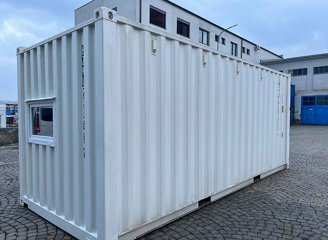 Contenedor Marítimo 20 ft RAL 9010 – Puerta Seccional Hörmann Motorizada, Puerta Peatonal y Ventana PVC - Imagen 5