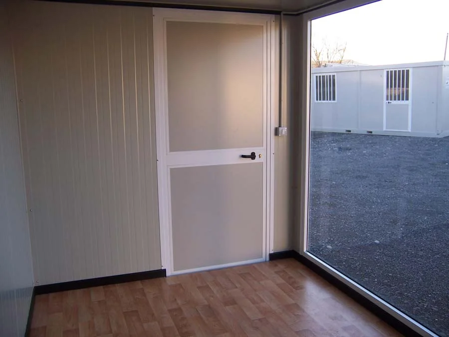 Contenedor Helsinki de 4,8 x 3,5 metros. Ideal como bungalow deportivo, taller, oficina de producción, oficina adicional, oficina de ventas o sala de reuniones. - Imagen 3